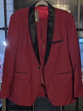 O1 BOYLAND Three Piece Suit Jacket, Vest and Pants